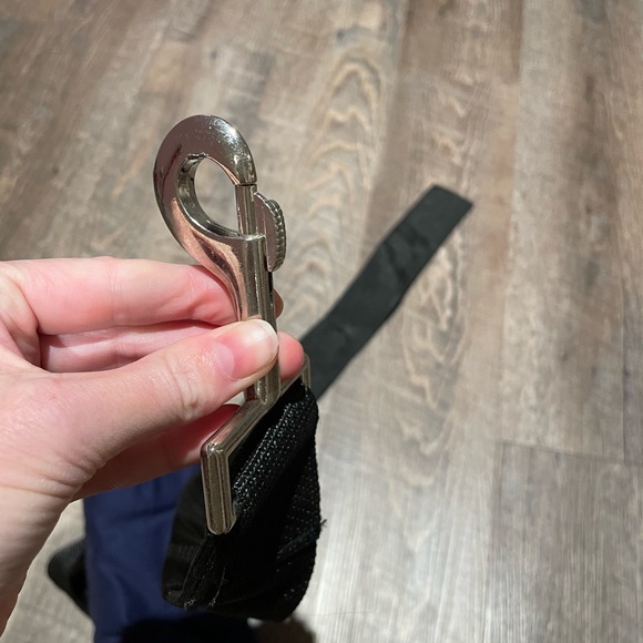 Halfmoon studio decompression swing - Picture 4 of 8